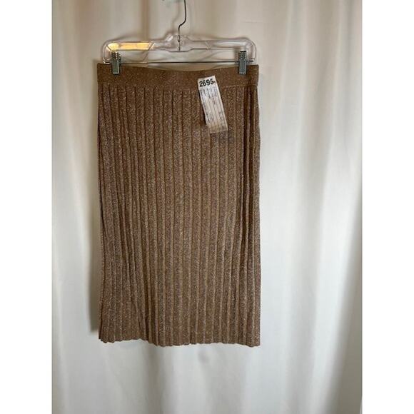 Tahari Dresses & Skirts - NWT Tahari Gold Metallic Pleated Midi Skirt Size S